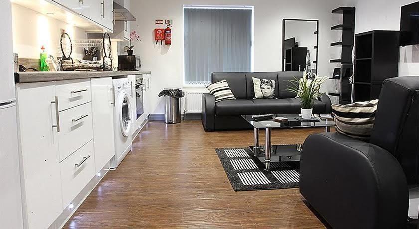 Lewis Apartment In The Heart Of The Northern Quarter Sleeps Up To 12 Manchester Kültér fotó